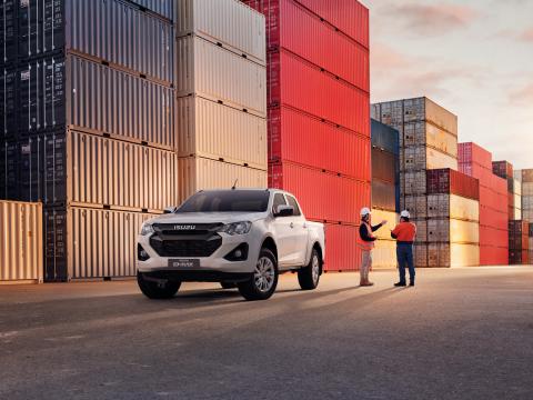 24MY ISUZU D-MAX_12_EU-LHD_CREW-RBC_Talents.jpg