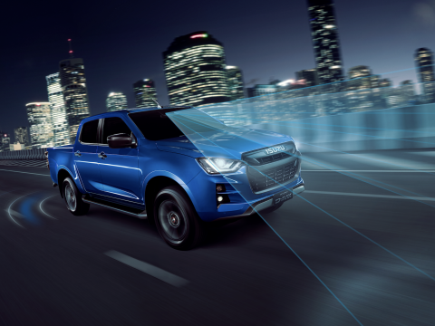 ISUZU D-Max Crew N60FF telecamera.png